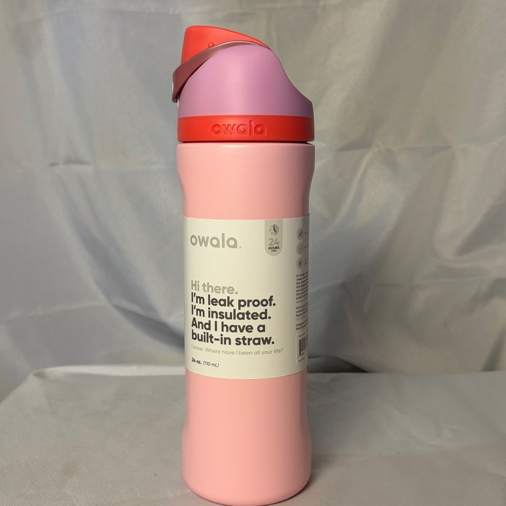 Owala insulated water bottle with a built-in straw. Angel Food Cake 24oz. 5